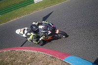 enduro-digital-images;event-digital-images;eventdigitalimages;mallory-park;mallory-park-photographs;mallory-park-trackday;mallory-park-trackday-photographs;no-limits-trackdays;peter-wileman-photography;racing-digital-images;trackday-digital-images;trackday-photos